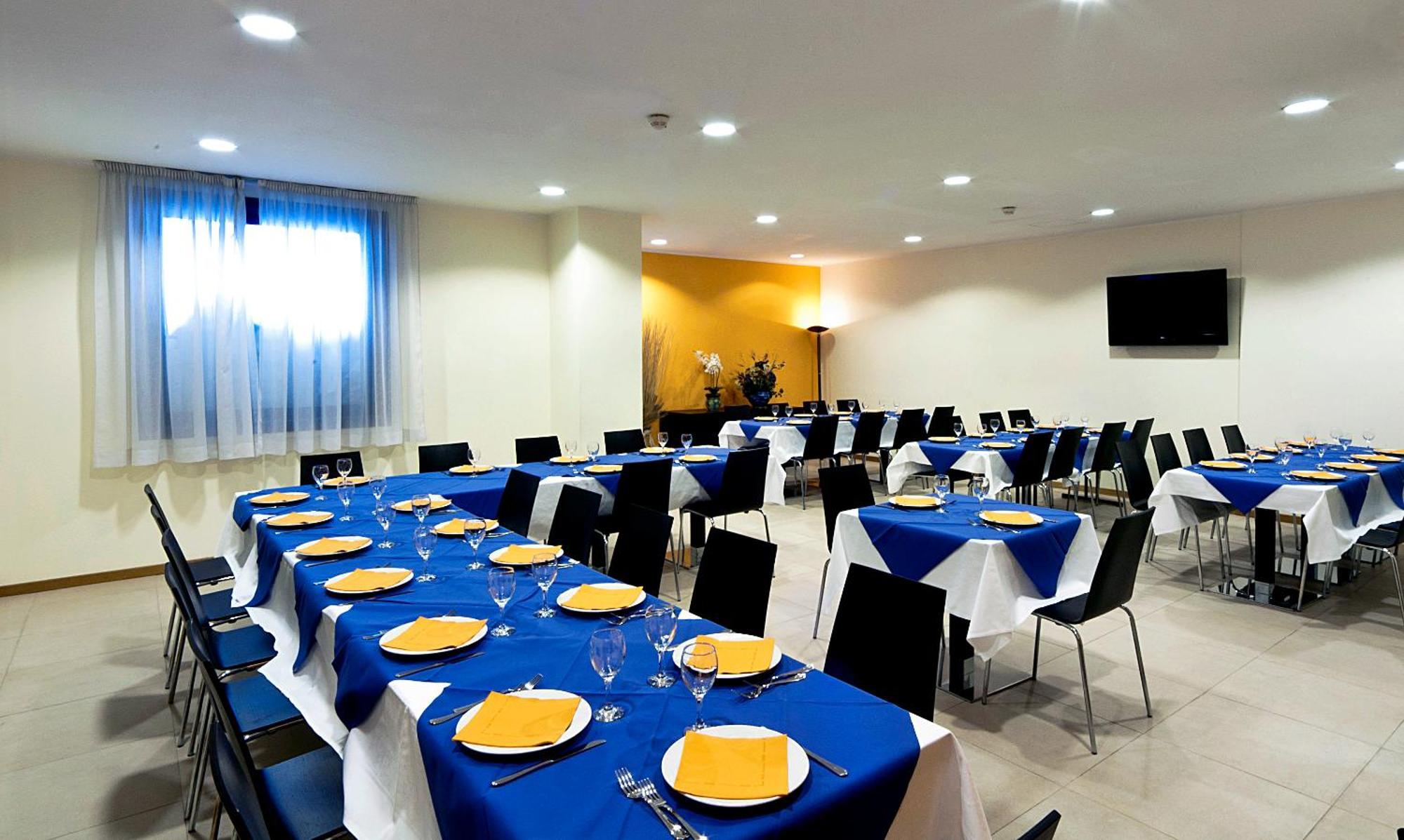 City Hotel & Suites Foligno Esterno foto